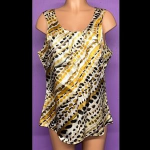 Nick & Sarah Women's Top size L